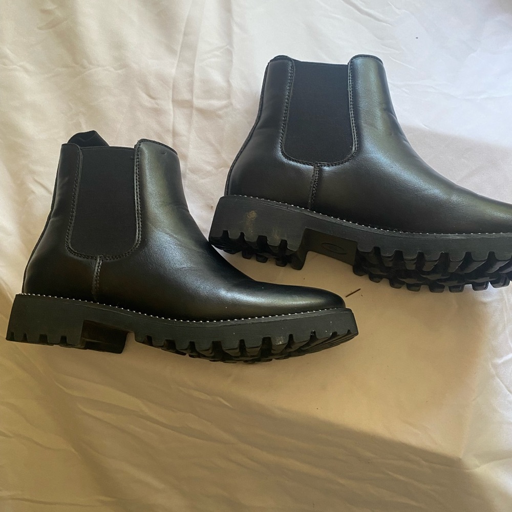 Cushionaire Memory Foam Delilah Boots - image 1